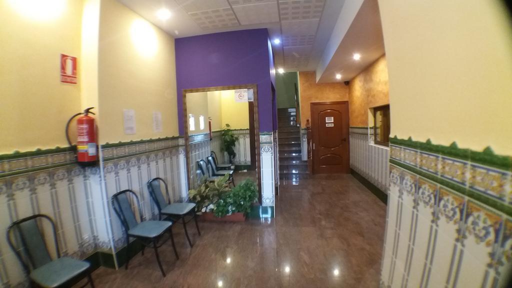 Hostal Venecia II Monzón Eksteriør billede