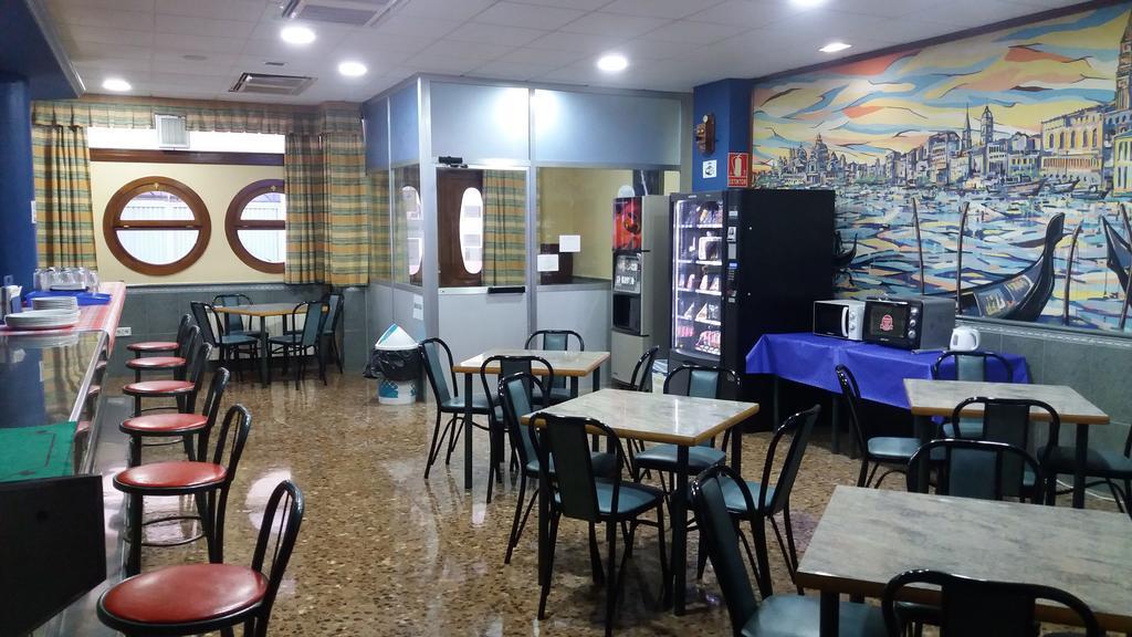 Hostal Venecia II Monzón Eksteriør billede