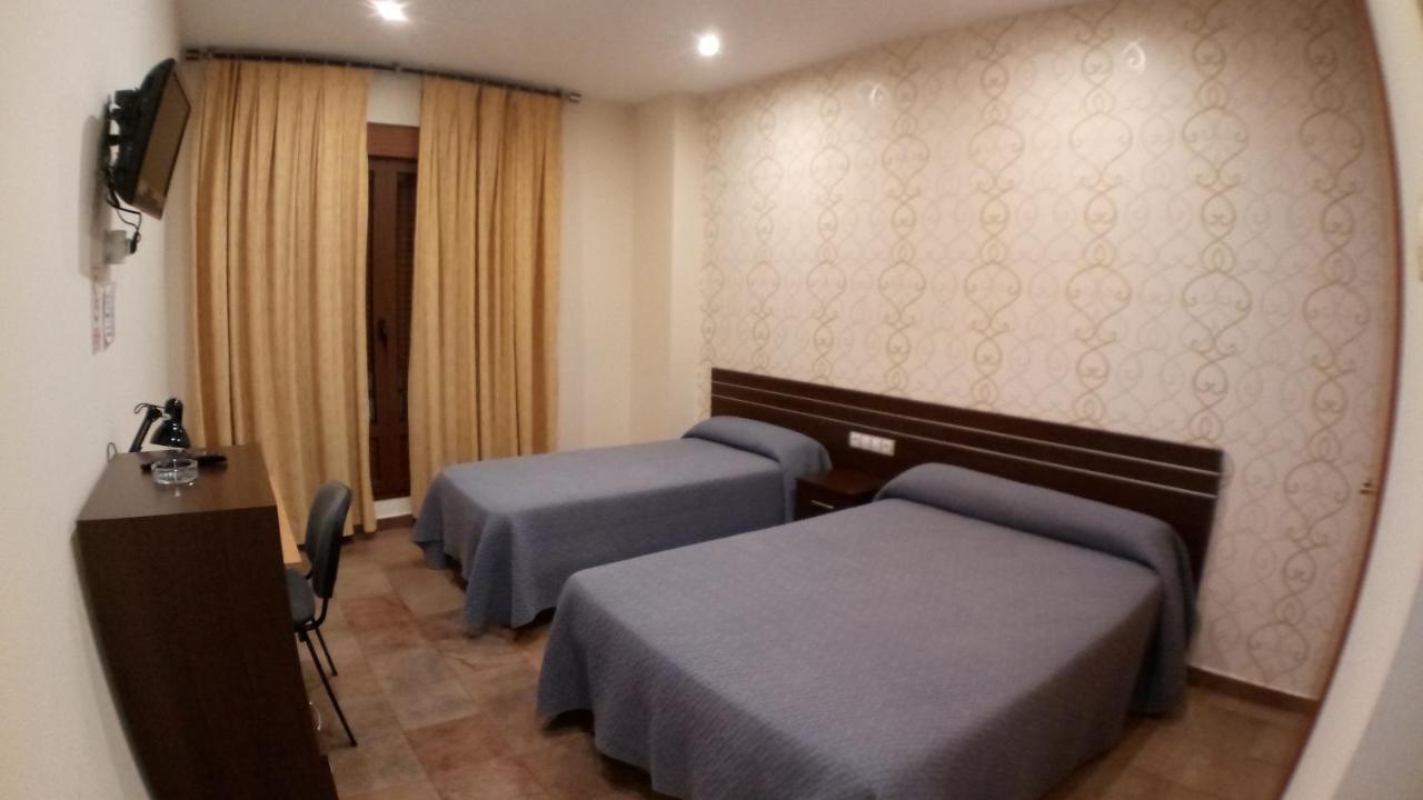 Hostal Venecia II Monzón Eksteriør billede