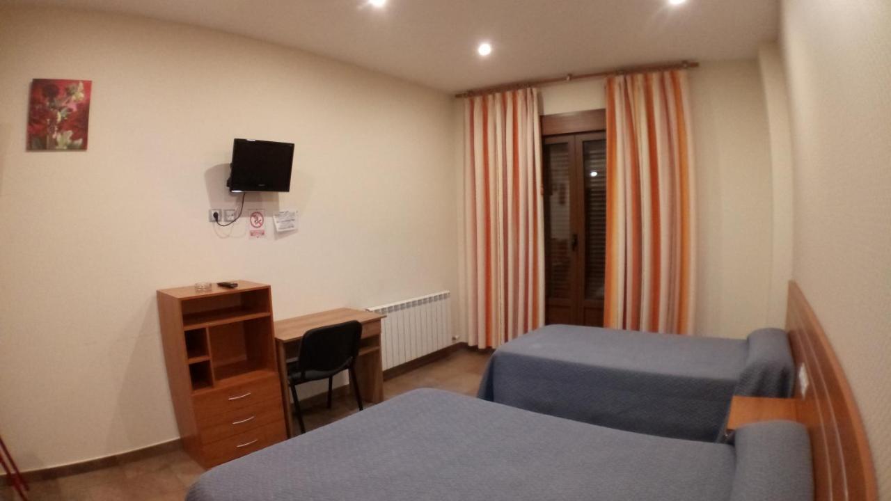 Hostal Venecia II Monzón Eksteriør billede